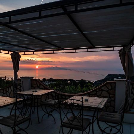 Casa Astra Bed and Breakfast Anacapri  Exteriör bild