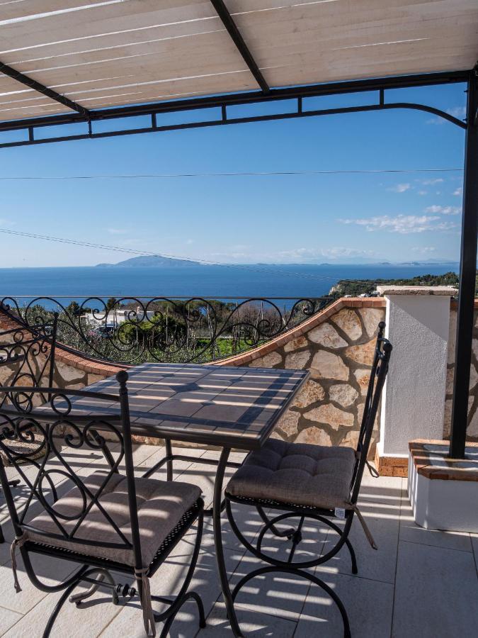 Casa Astra Bed and Breakfast Anacapri  Exteriör bild