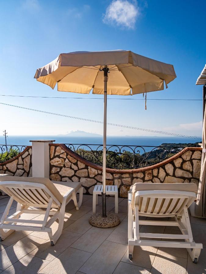 Casa Astra Bed and Breakfast Anacapri  Exteriör bild