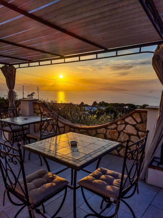 Casa Astra Bed and Breakfast Anacapri  Exteriör bild